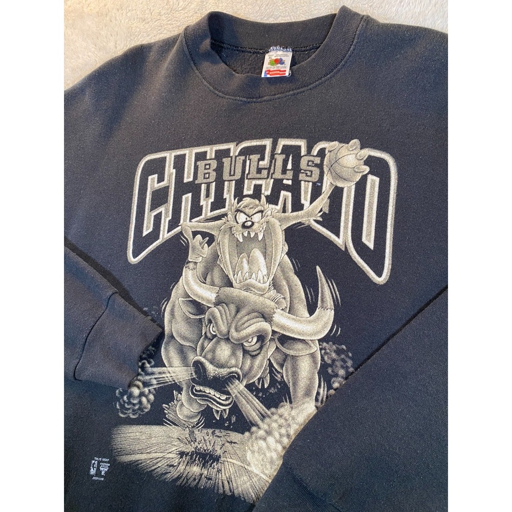 Vintage Fruit of the Loom Chicago Bulls Tasmanian Devil Sweatshirt Warner Bro XL